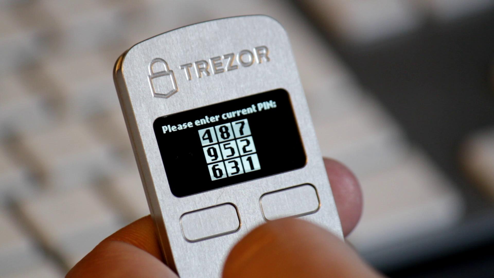 хранение биткоин, аппаратный кошелек TREZOR